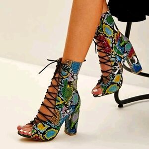 Faux Snakeskin Chunky Heeled Boots